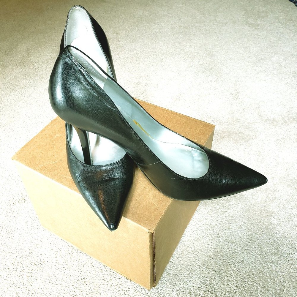 Leather Silletto Pumps 9M Worthington